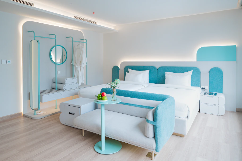 IconSphere Hotel Room